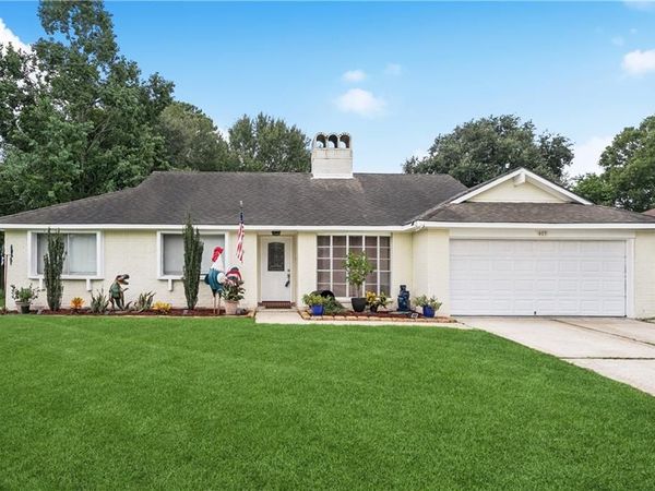 409 RUSTLING PINE Drive, Slidell, LA 70458