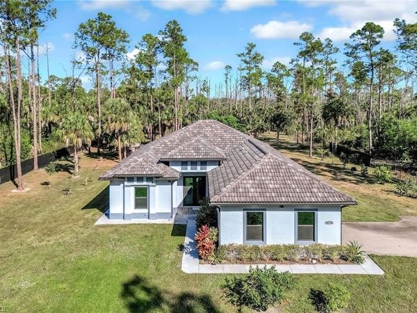 141 20th AVE NW, NAPLES, FL 34120