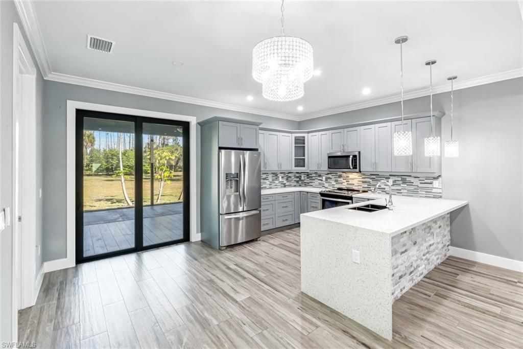 141 20th Ave Nw, Naples, FL 34120 Photo