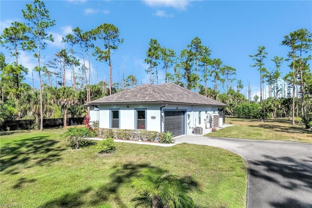 141 20th Ave Nw, Naples, FL 34120 Photo