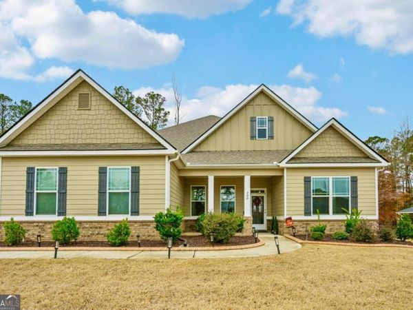 290 Calebee Avenue, Senoia, GA 30276