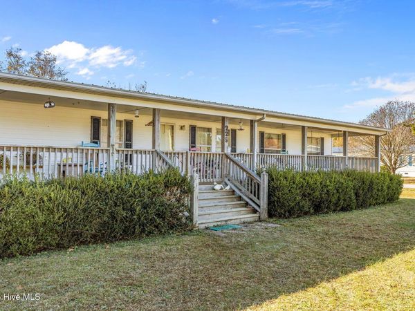 225 Mckae Drive, Gloucester, NC 28528