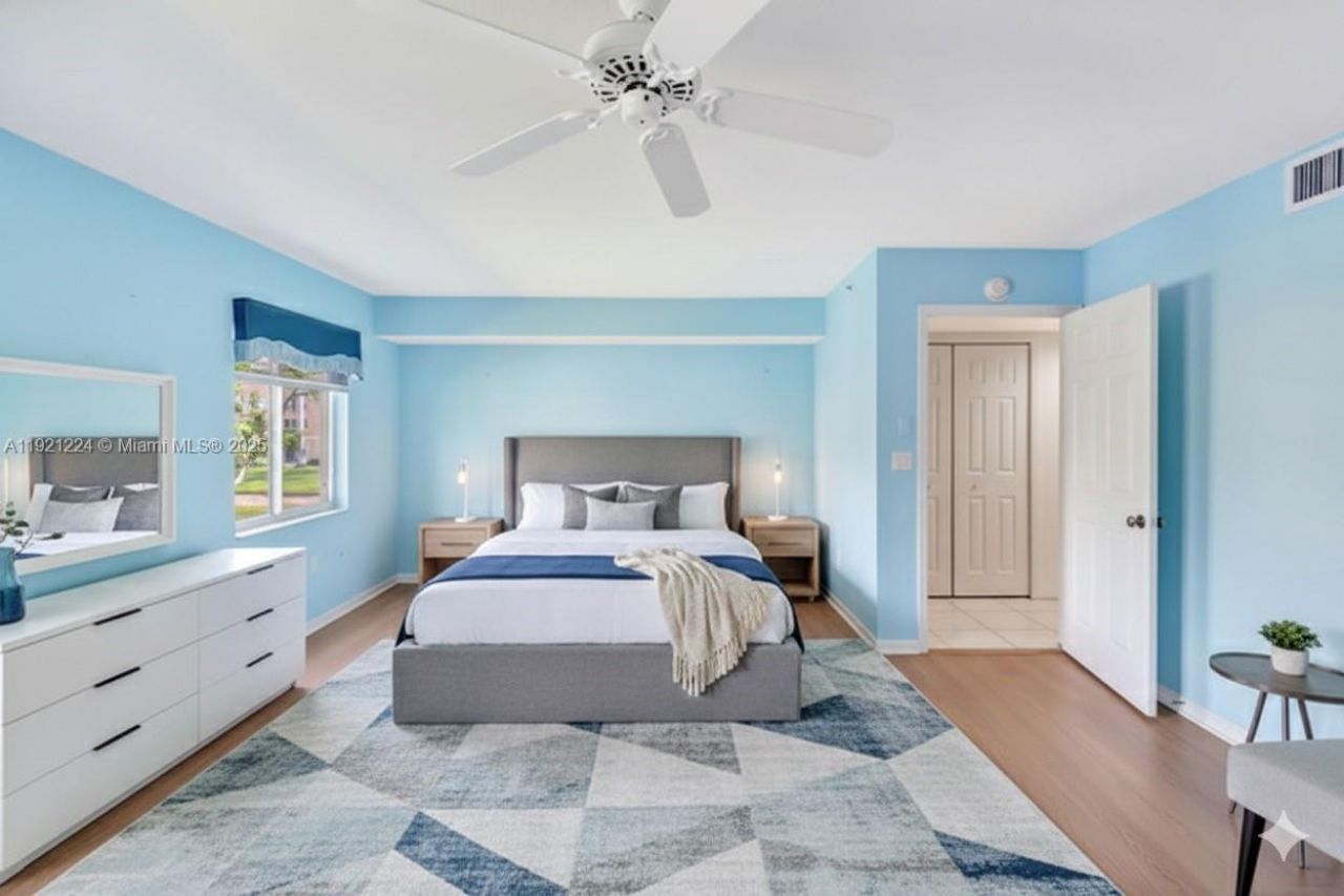 12565 Imperial Isle Dr, Unit 204, Boynton Beach, FL 33437 Photo