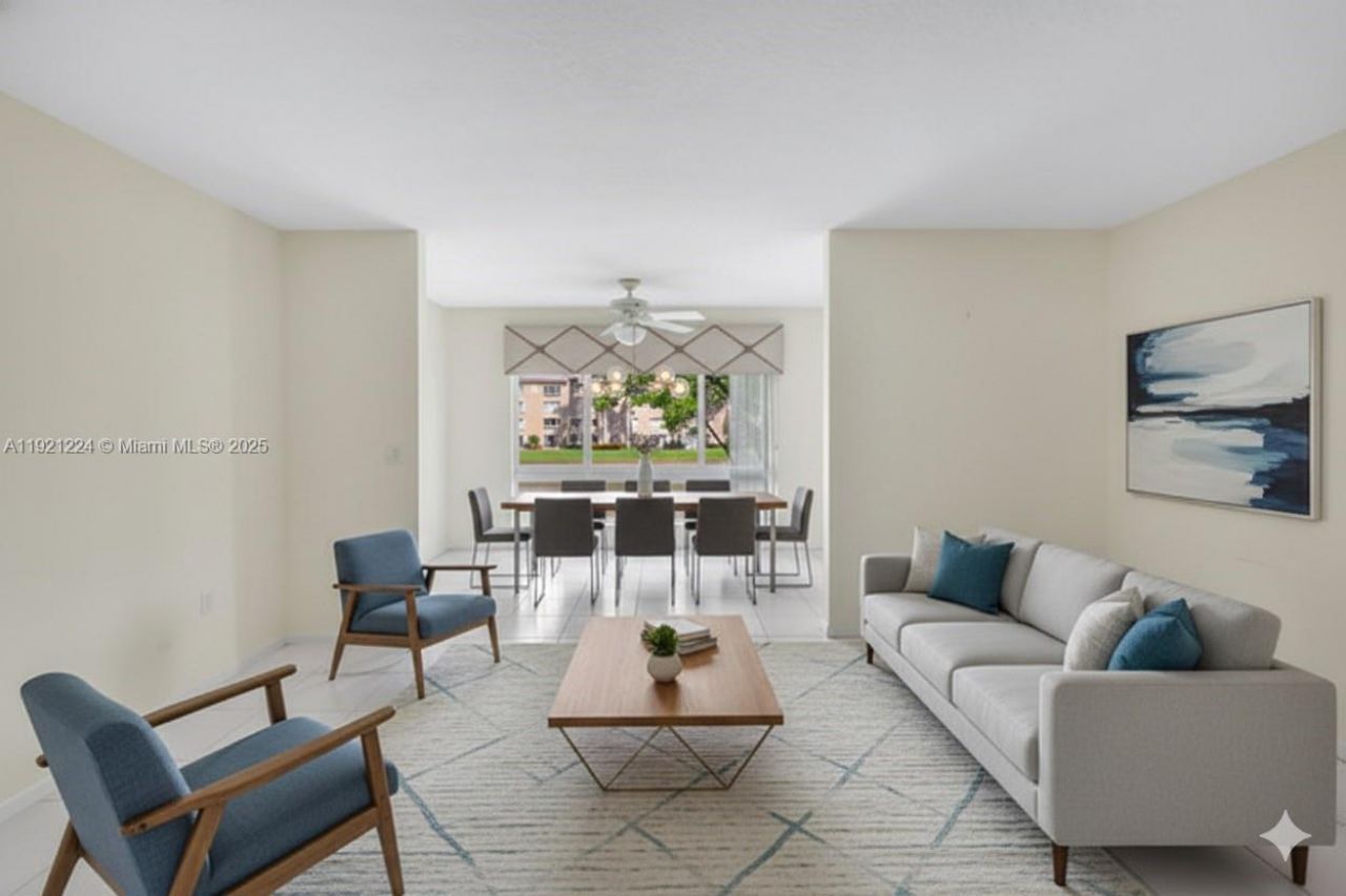 12565 Imperial Isle Dr, Unit 204, Boynton Beach, FL 33437 Photo