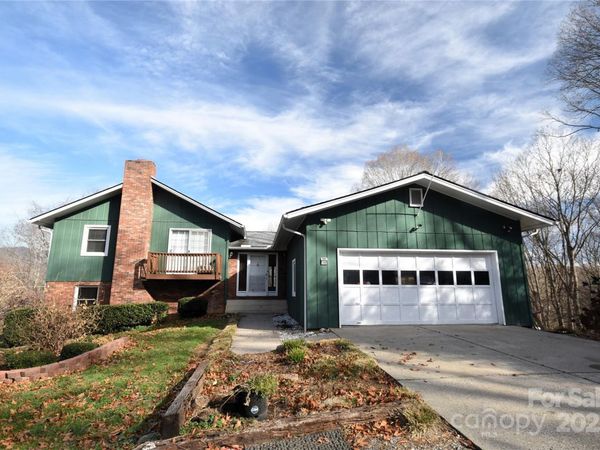 119 Pleasant Hill Circle, Waynesville, NC 28786