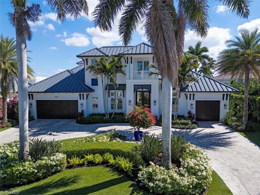 2135 Snook Dr, Naples, FL 34102 Photo