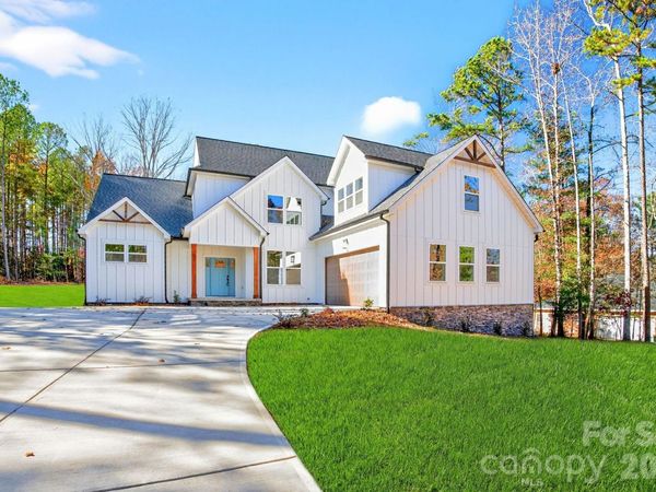 51 Windsor Drive, Taylorsville, NC 28681