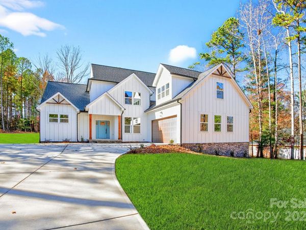 51 Windsor Drive, Taylorsville, NC 28681