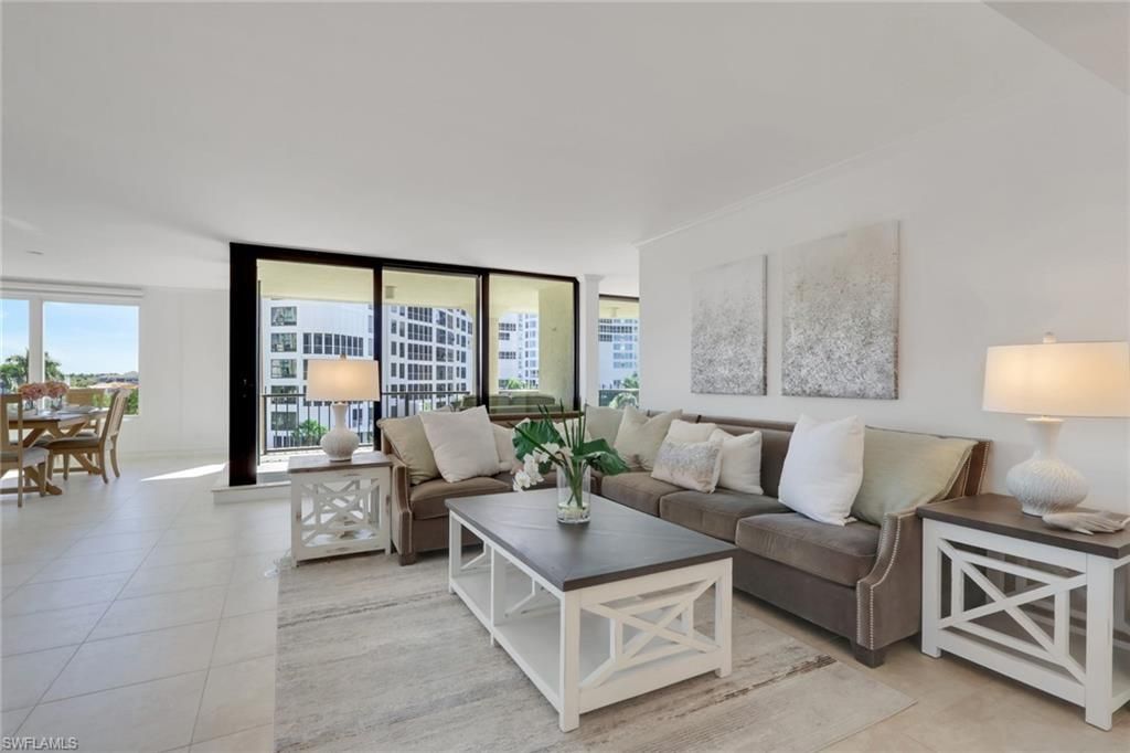 4251 Gulf Shore Blvd N, Unit 5B, Naples, FL 34103 Photo