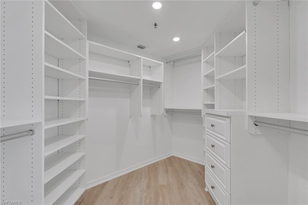 4251 Gulf Shore Blvd N, Unit 5B, Naples, FL 34103 Photo