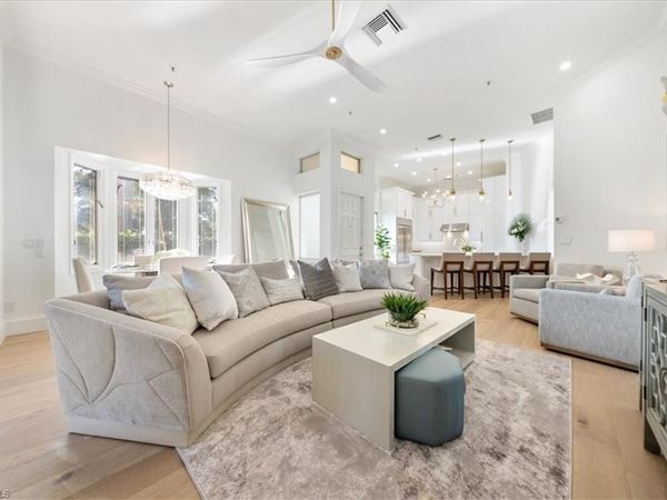 3624 Belair LN, Unit 13, NAPLES, FL 34103