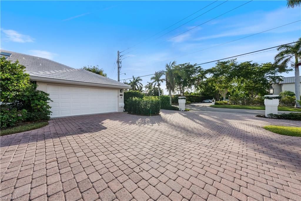 3624 Belair Ln, Unit 13, Naples, FL 34103 Photo