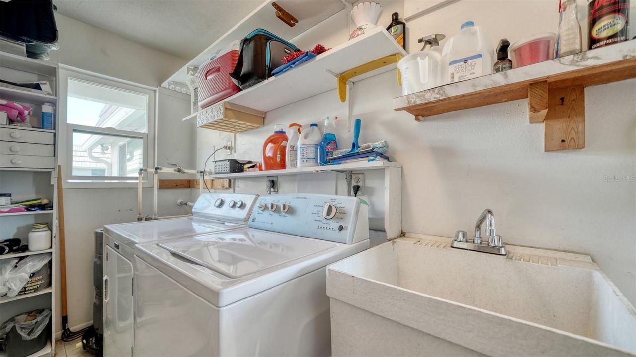 2657 Riverbluff Parkway, Unit V122, Sarasota, FL 34231 Photo