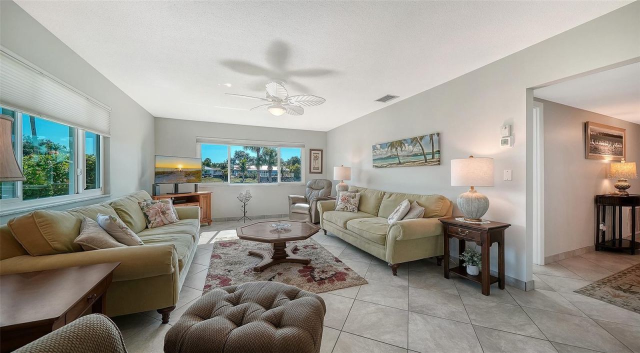 2657 Riverbluff Parkway, Unit V122, Sarasota, FL 34231 Photo