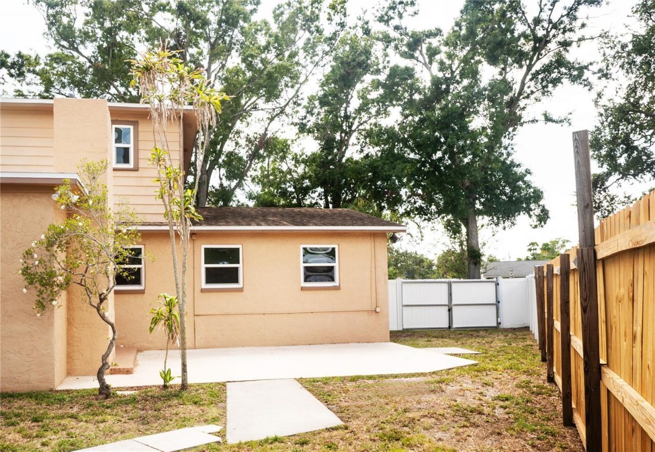 771 Murphy Avenue N, Saint Petersburg, FL 33703 Photo