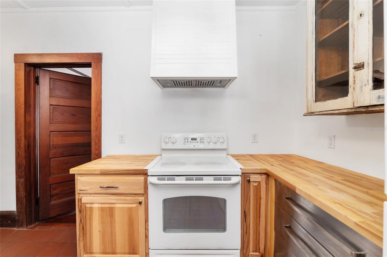 15670 S Highway 25, Weirsdale, FL 32195 Photo