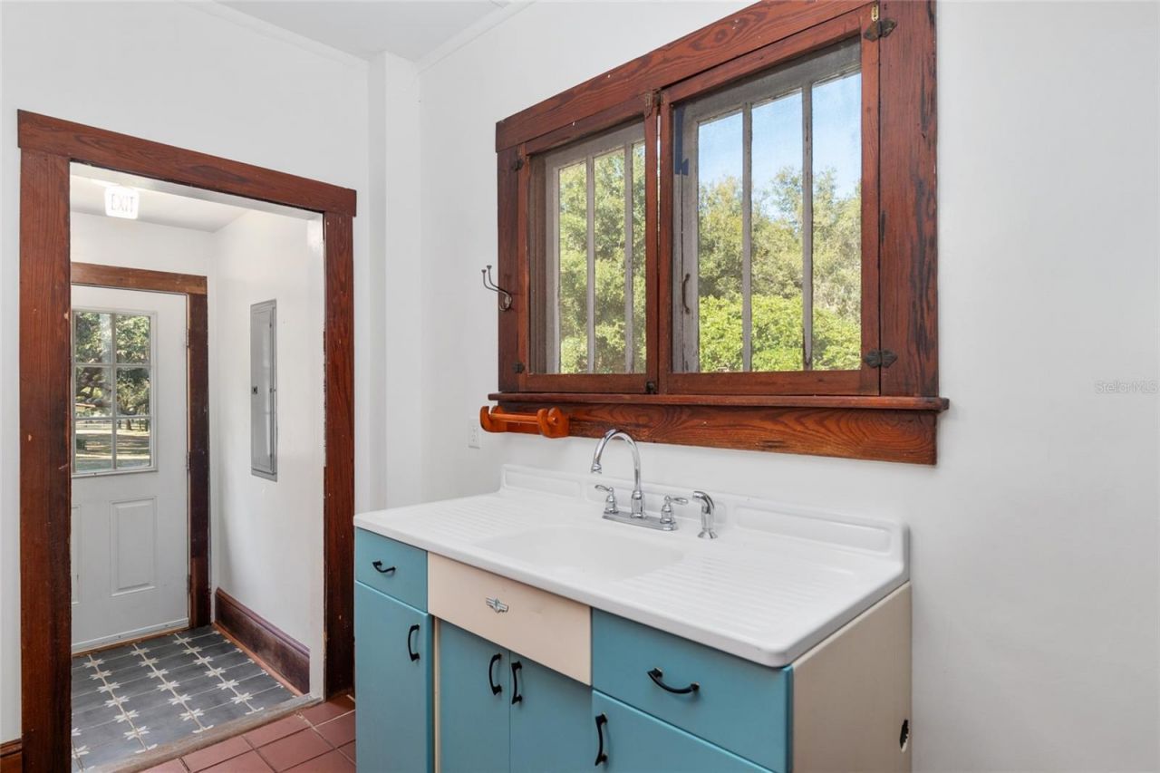 15670 S Highway 25, Weirsdale, FL 32195 Photo