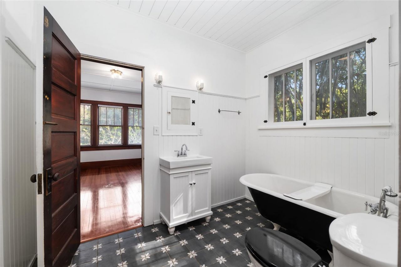 15670 S Highway 25, Weirsdale, FL 32195 Photo