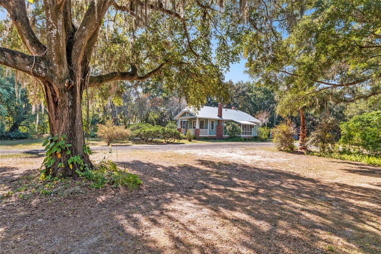 15670 S Highway 25, Weirsdale, FL 32195 Photo