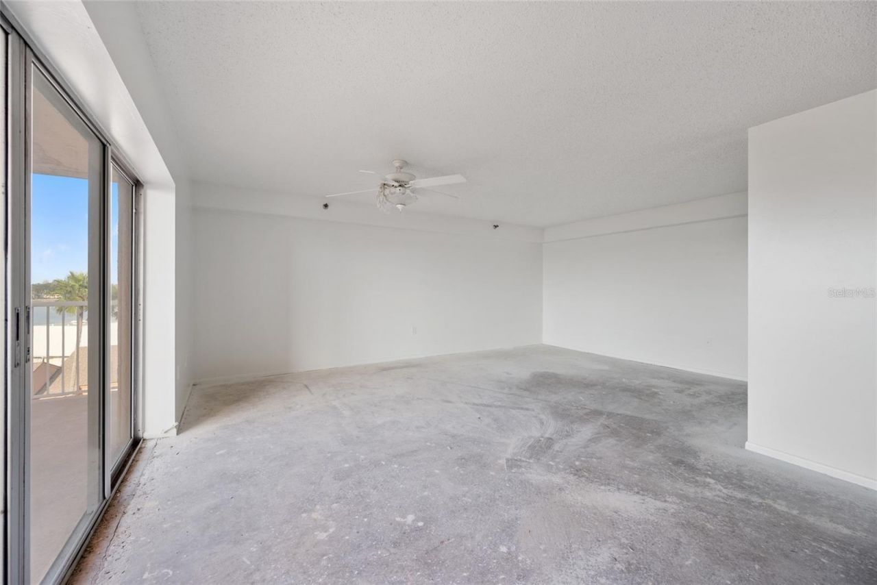 7430 Sunshine Skyway Lane S, Unit 601, Saint Petersburg, FL 33711 Photo