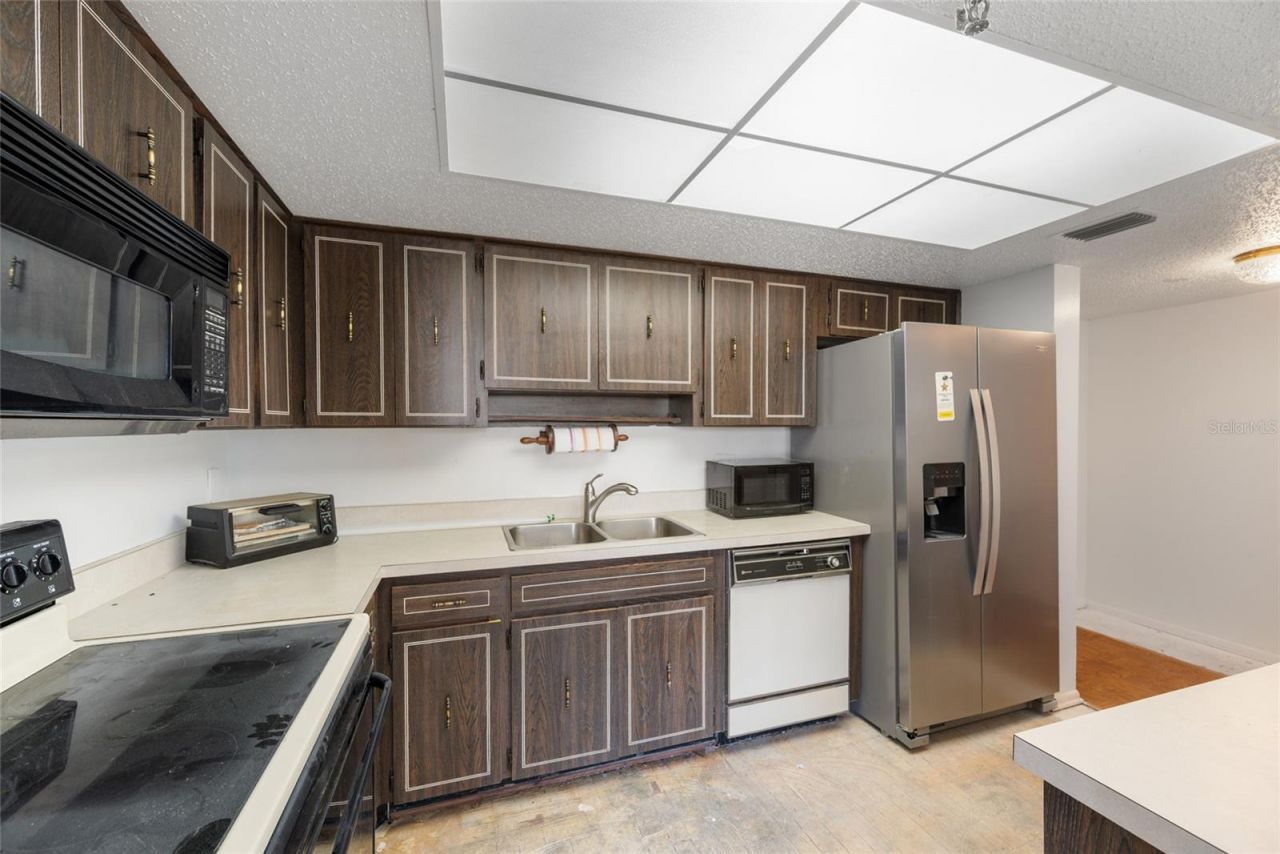 7430 Sunshine Skyway Lane S, Unit 601, Saint Petersburg, FL 33711 Photo