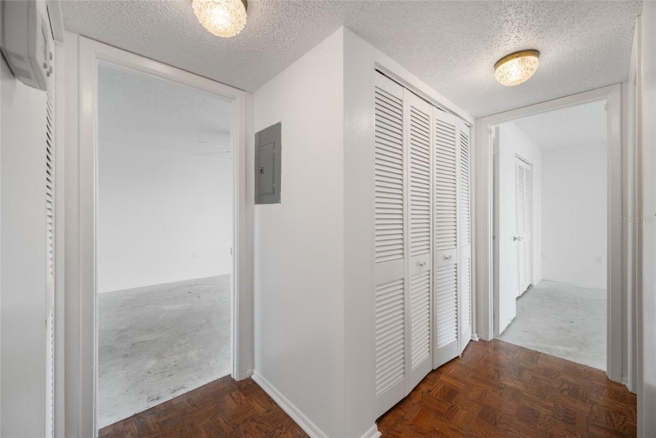 7430 Sunshine Skyway Lane S, Unit 601, Saint Petersburg, FL 33711 Photo