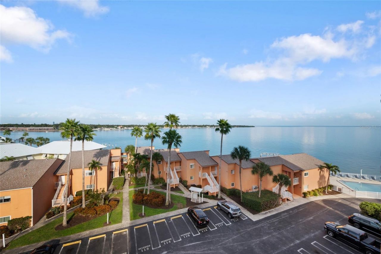 7430 Sunshine Skyway Lane S, Unit 601, Saint Petersburg, FL 33711 Photo