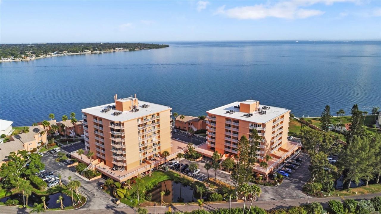 7430 Sunshine Skyway Lane S, Unit 601, Saint Petersburg, FL 33711 Photo