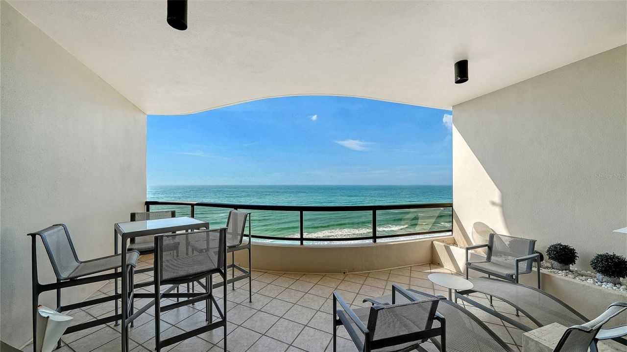435 L Ambiance Drive, Unit J704, Longboat Key, FL 34228 Photo