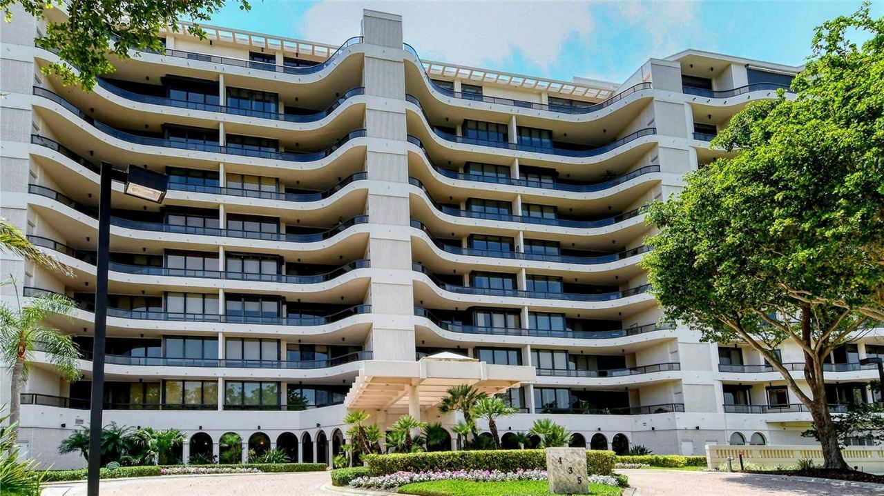 435 L Ambiance Drive, Unit J704, Longboat Key, FL 34228 Photo