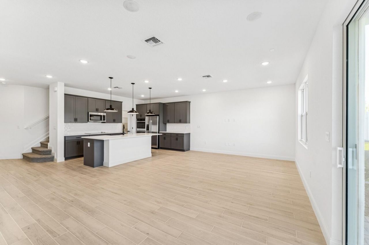 172 SE Birch Terrace, Unit 206, Stuart, FL 34997 Photo