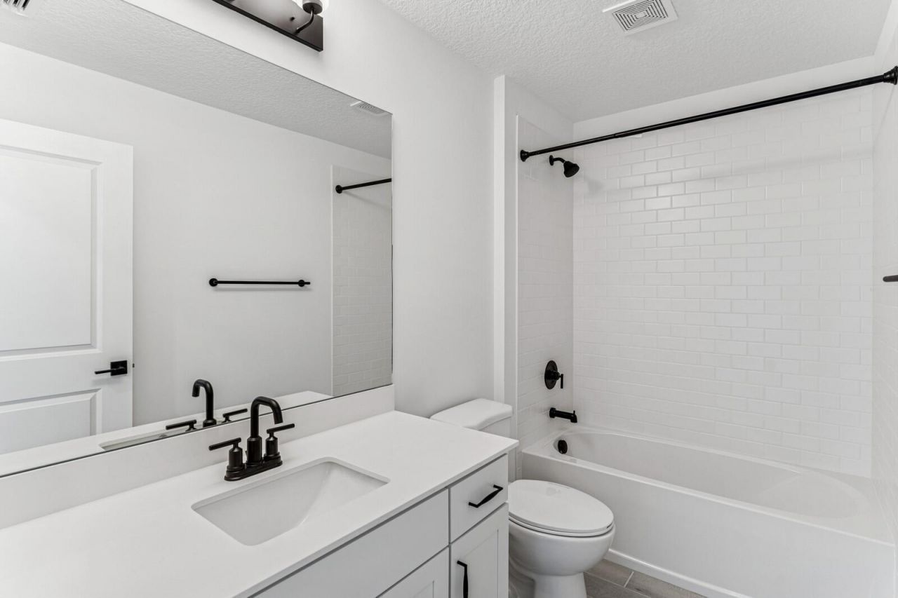 172 SE Birch Terrace, Unit 206, Stuart, FL 34997 Photo