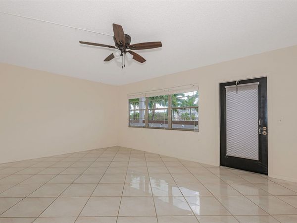 2009 Cornwall Drive, Unit 2009, Boca Raton, FL 33434