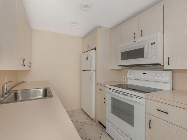 2009 Cornwall Drive, Unit 2009, Boca Raton, FL 33434