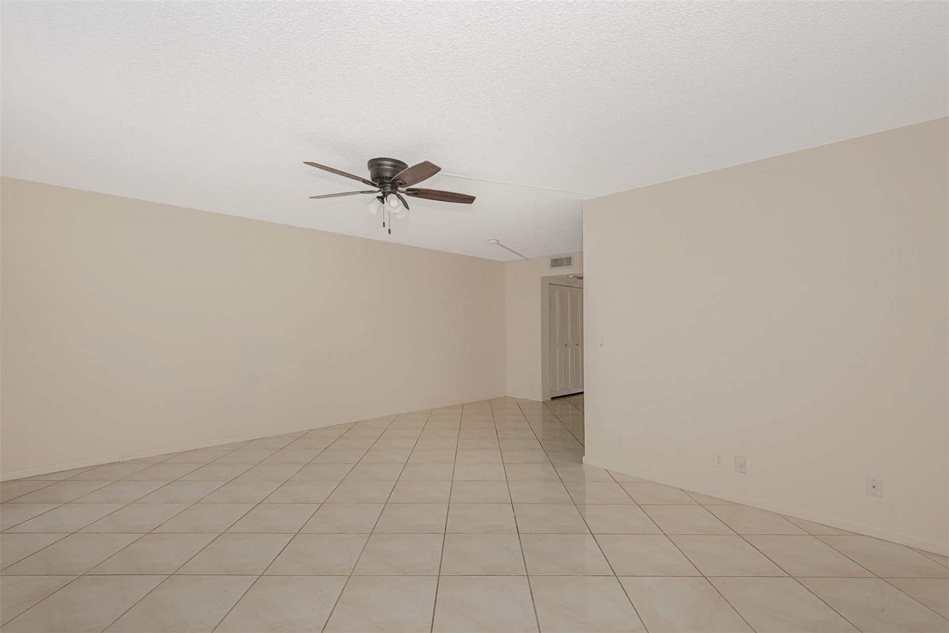 2009 Cornwall Drive, Unit 2009, Boca Raton, FL 33434 Photo