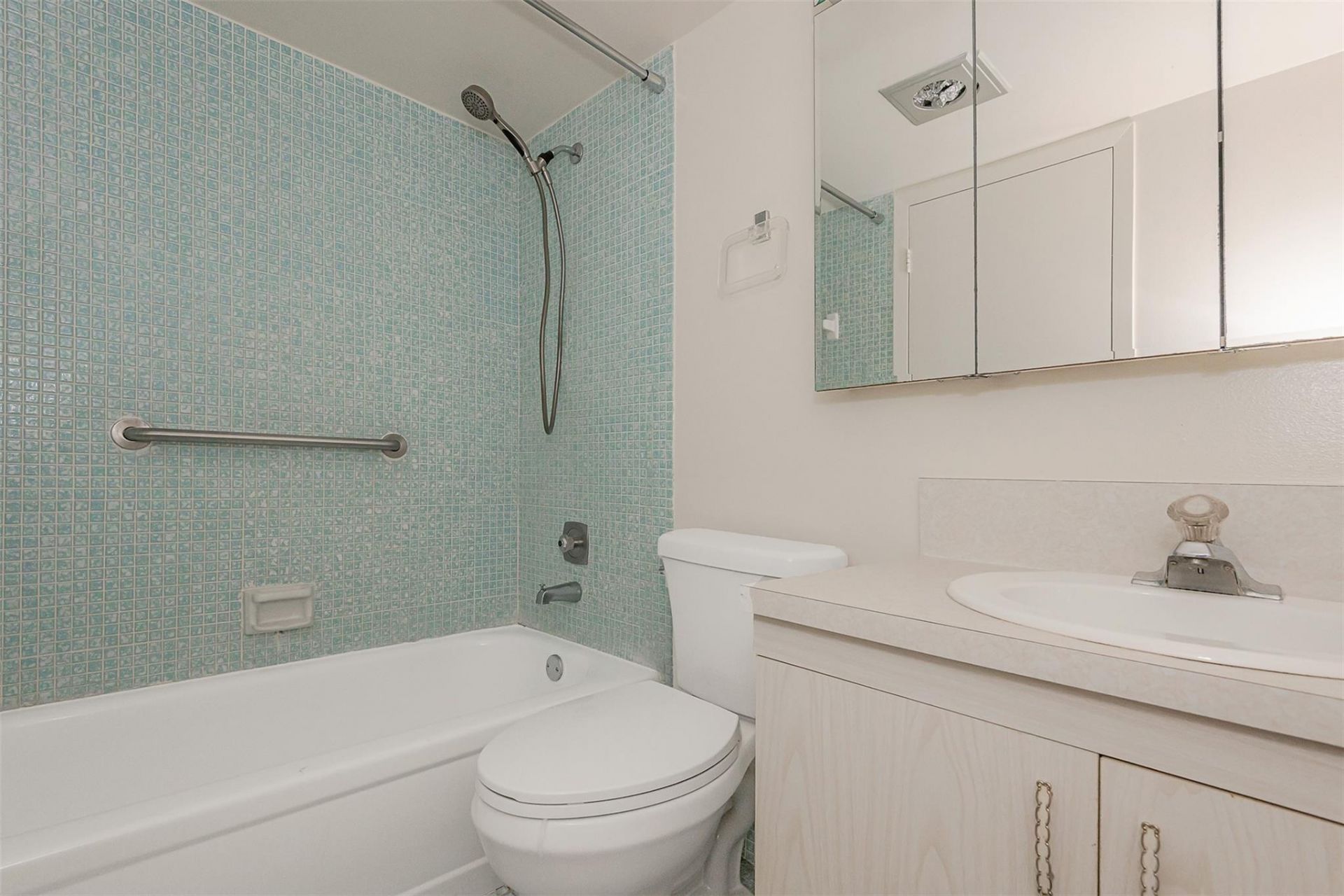 2009 Cornwall Drive, Unit 2009, Boca Raton, FL 33434 Photo