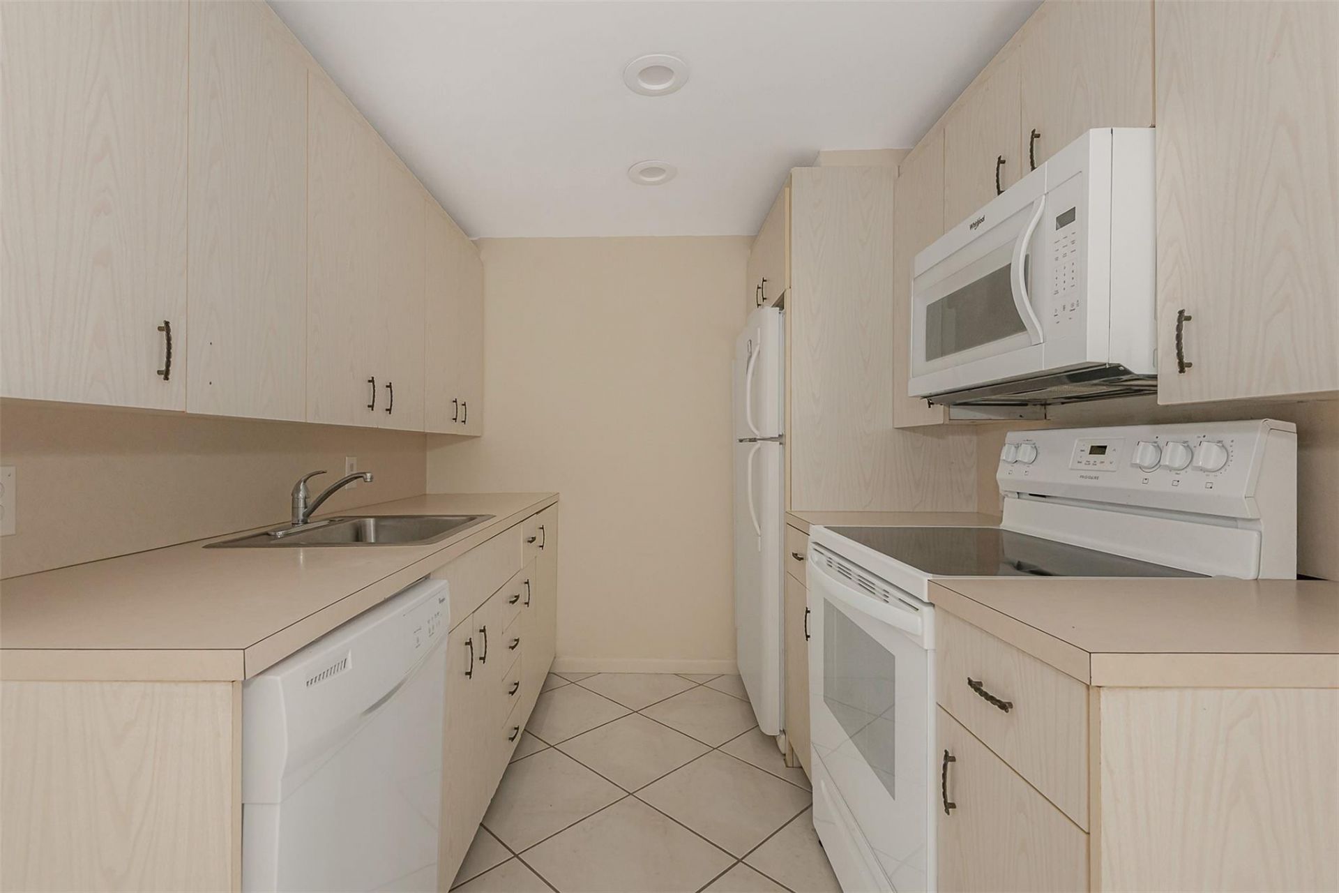 2009 Cornwall Drive, Unit 2009, Boca Raton, FL 33434 Photo