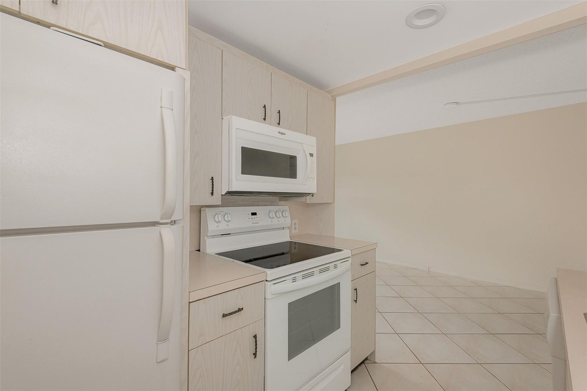 2009 Cornwall Drive, Unit 2009, Boca Raton, FL 33434 Photo