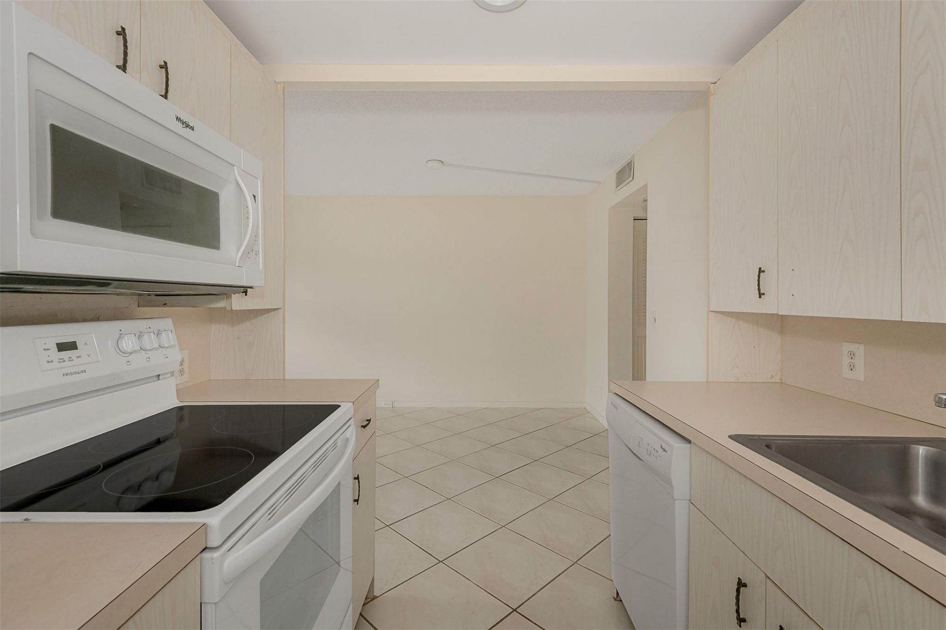 2009 Cornwall Drive, Unit 2009, Boca Raton, FL 33434 Photo