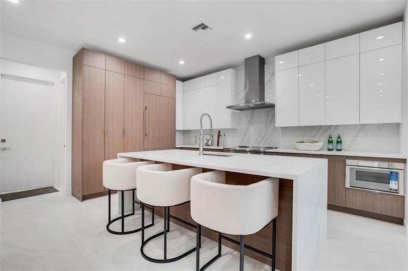 1129 NE 18 Court, Unit 1129, Fort Lauderdale, FL 33305 Photo