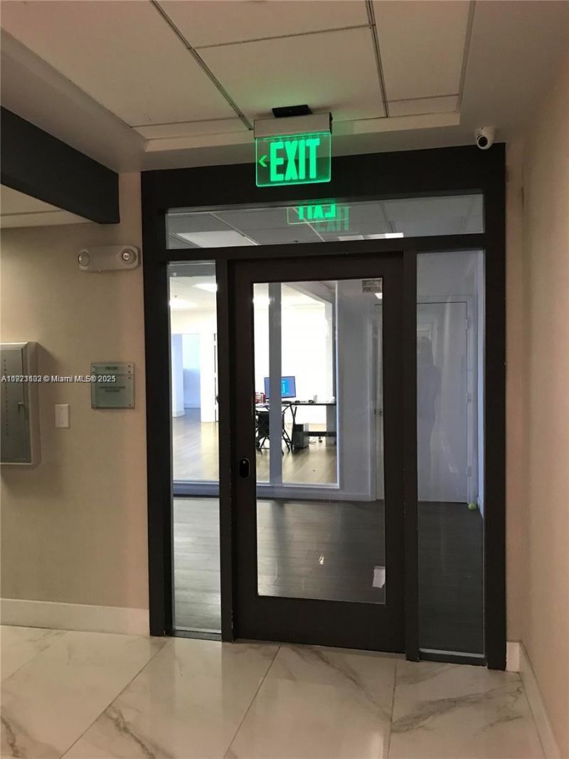 150 SE 2nd Ave, Unit 510&511, Miami, FL 33131 Photo