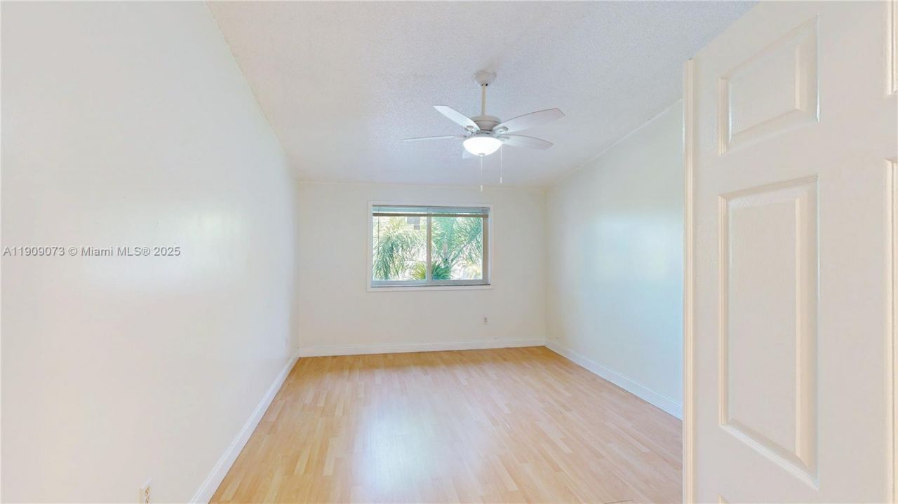 2221 SE 26th Ln, Homestead, FL 33035 Photo