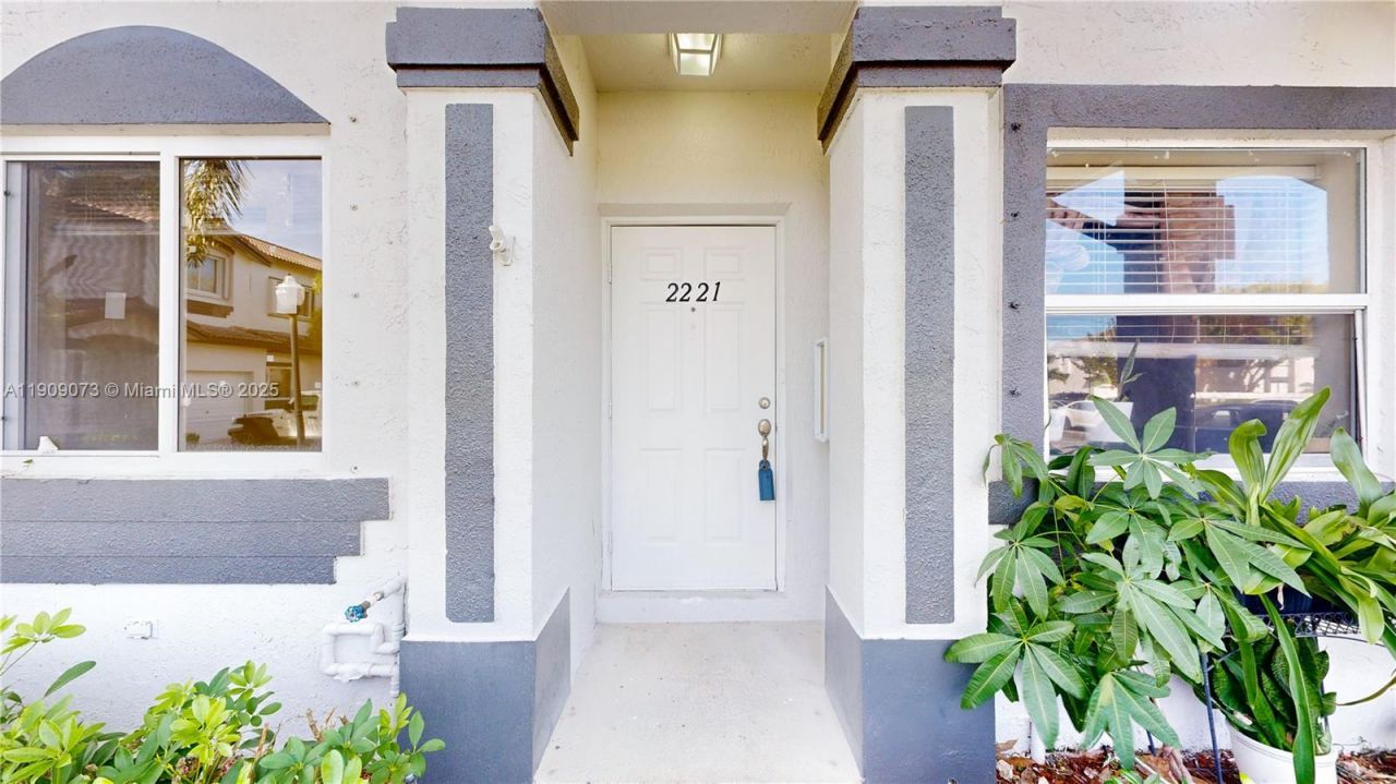2221 SE 26th Ln, Homestead, FL 33035 Photo