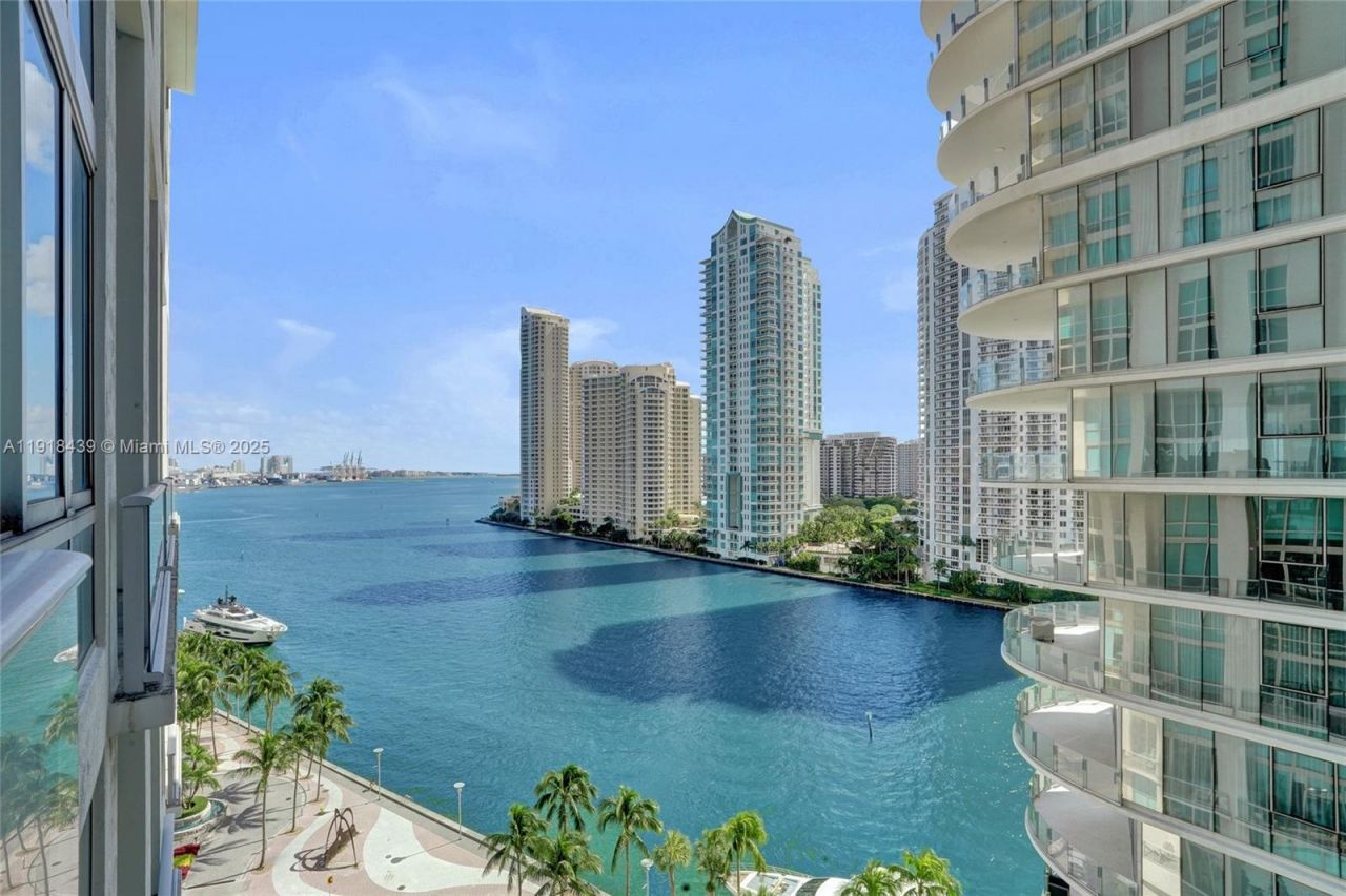 300 S Biscayne Blvd, Unit L-1206, Miami, FL 33131 Photo
