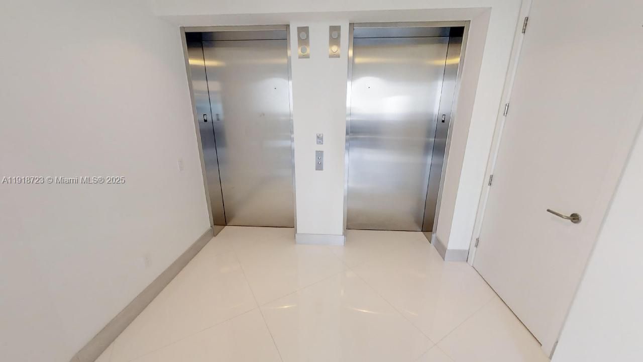 18555 Collins Ave, Unit 4804, Sunny Isles Beach, FL 33160 Photo