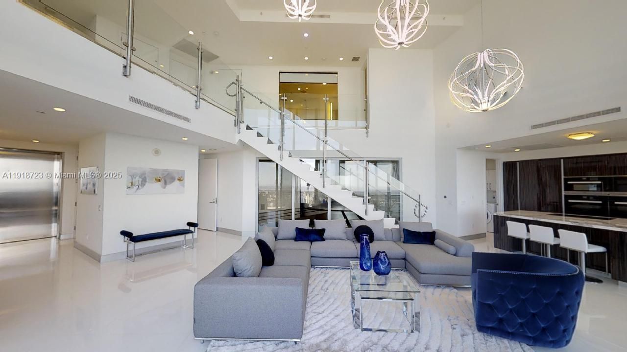 18555 Collins Ave, Unit 4804, Sunny Isles Beach, FL 33160 Photo