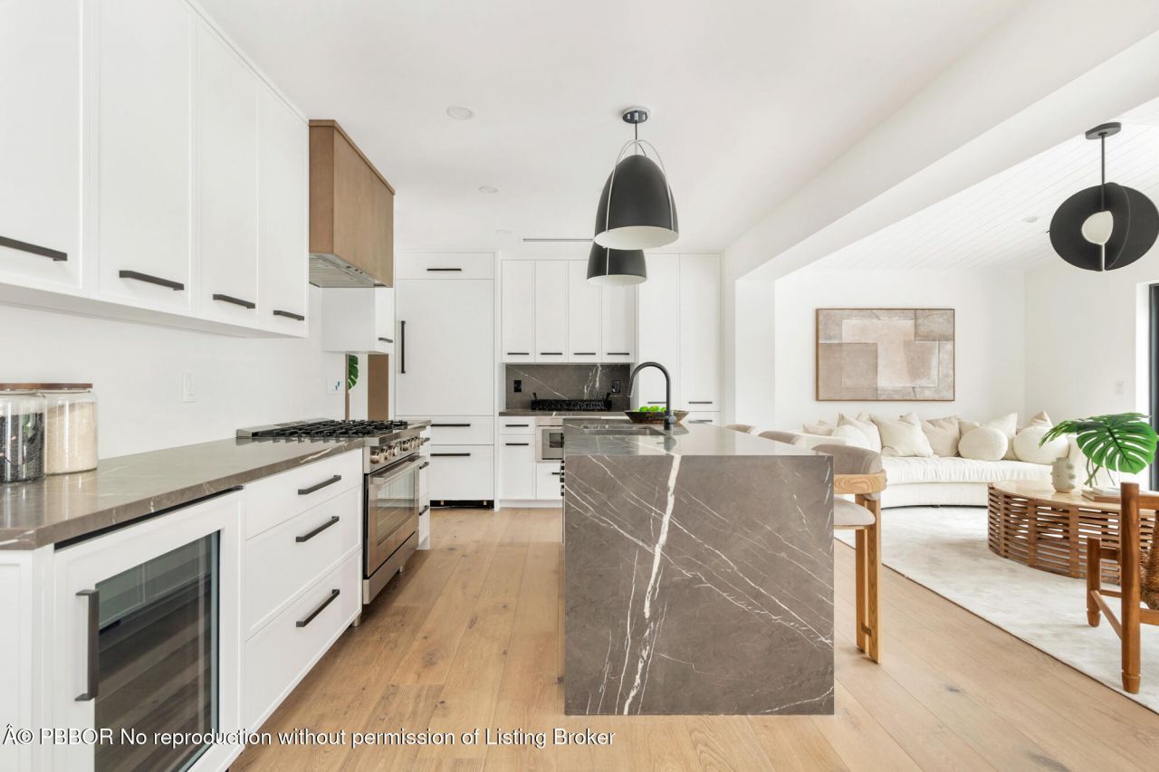 352 Palmetto Street, West Palm Beach, FL 33405 Photo