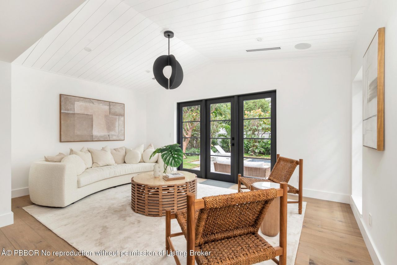 352 Palmetto Street, West Palm Beach, FL 33405 Photo