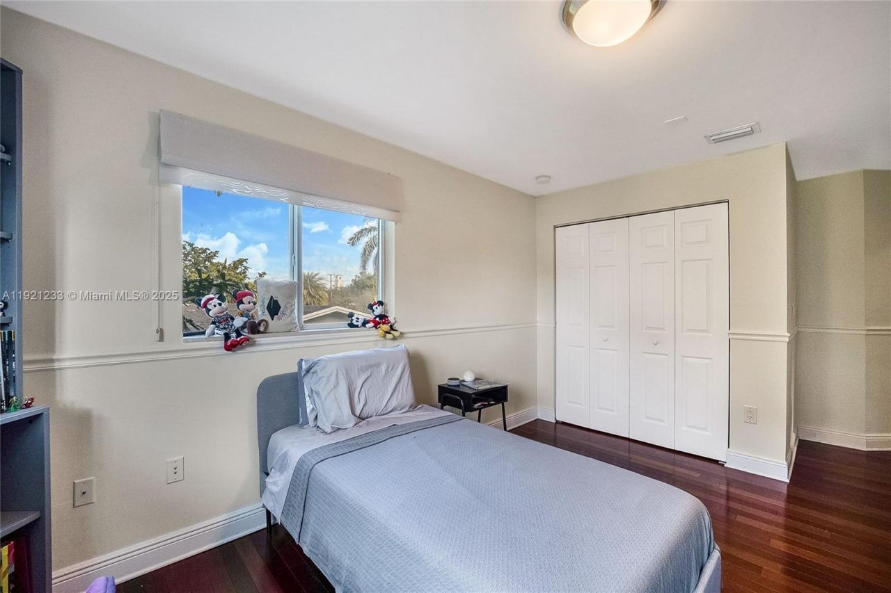 10670 SW 77th Ave, Unit 10670, Pinecrest, FL 33156 Photo