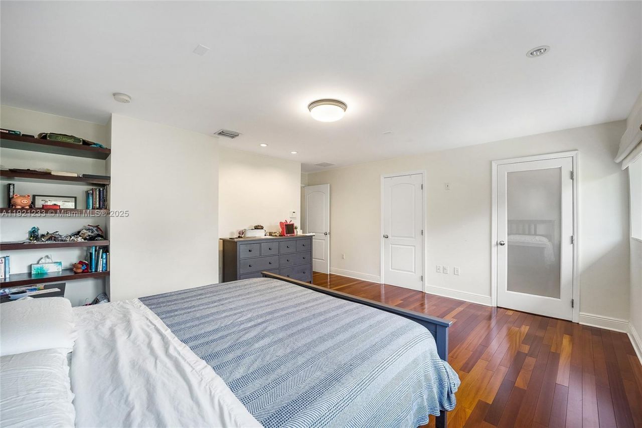 10670 SW 77th Ave, Unit 10670, Pinecrest, FL 33156 Photo